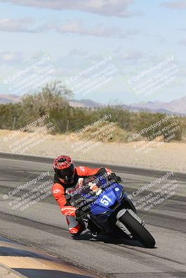 media/Nov-16-2025-Race Pace (Sun) [[8c5fa54630]]/Verified Riders/4-Turn 3 Inside (1050am)/